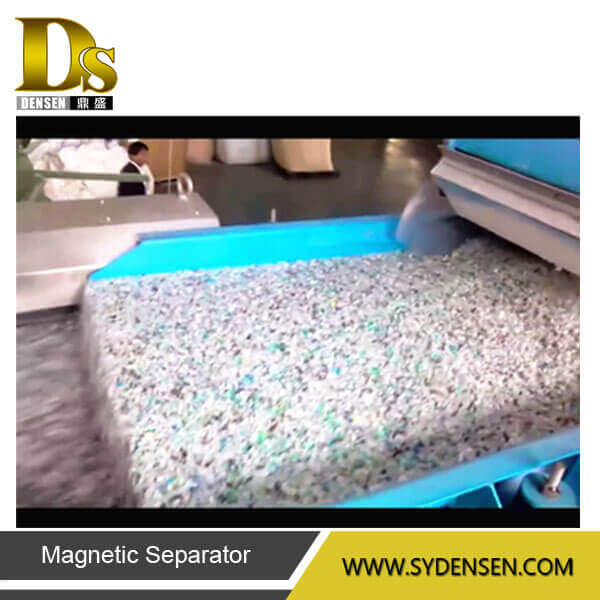 アルミリサイクル機入りペットボトルフレーク