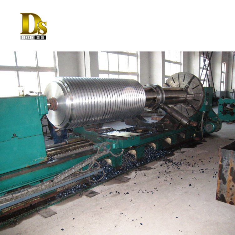 スプライン シャフトを駆動するカスタマイズされた精密鋼鍛造歯車