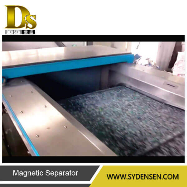 アルミリサイクル機入りペットボトルフレーク