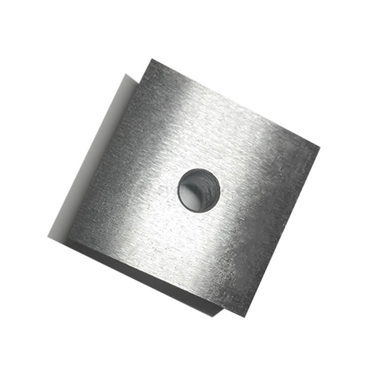 Densen 鋼のカスタマイズされたレベル Q235 ステンレス鋼スペーサー バー加工機械部品