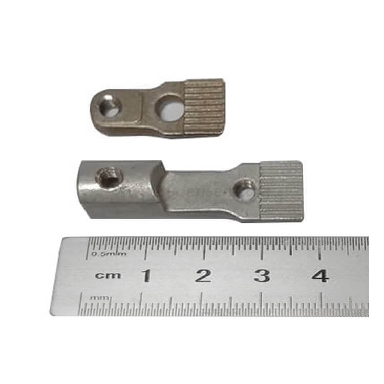 Densenによってカスタマイズされる高水準のDIN JIS ISO M5の電気鋼線ロープ クランプ 